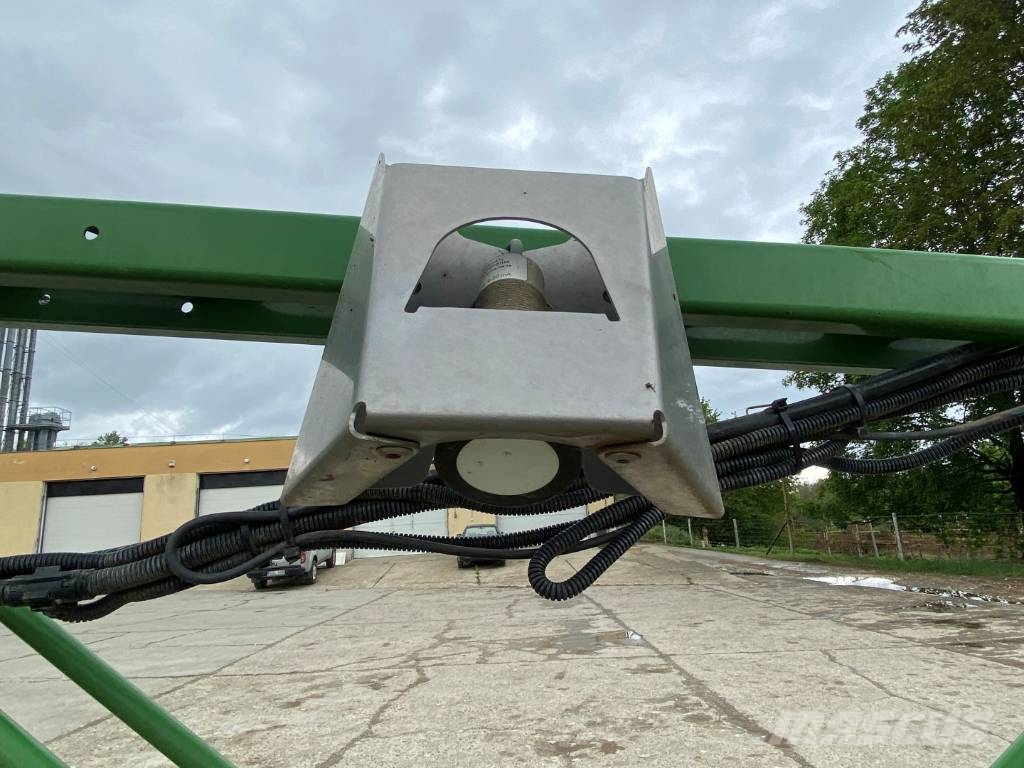 Amazone UX 4201 Super Hinattavat ruiskut