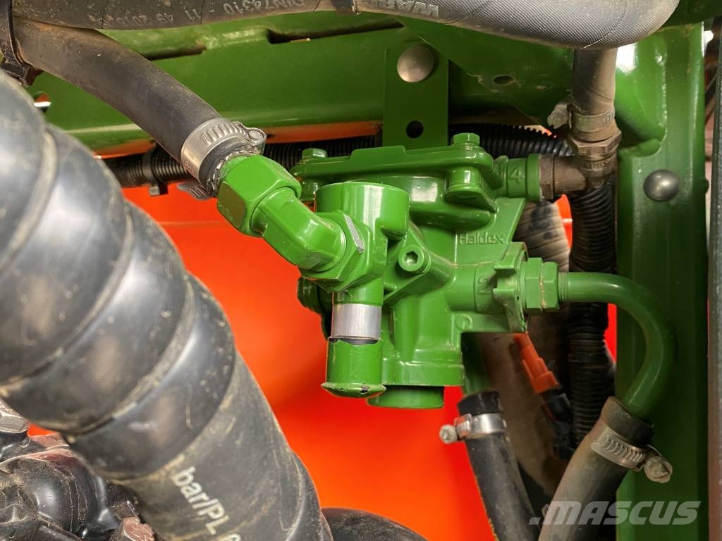 Amazone UX 4201 Super Hinattavat ruiskut