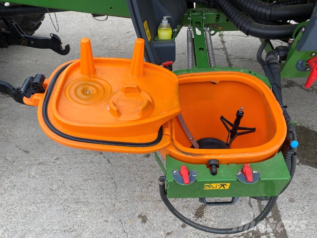 Amazone UX 4201 Super Hinattavat ruiskut