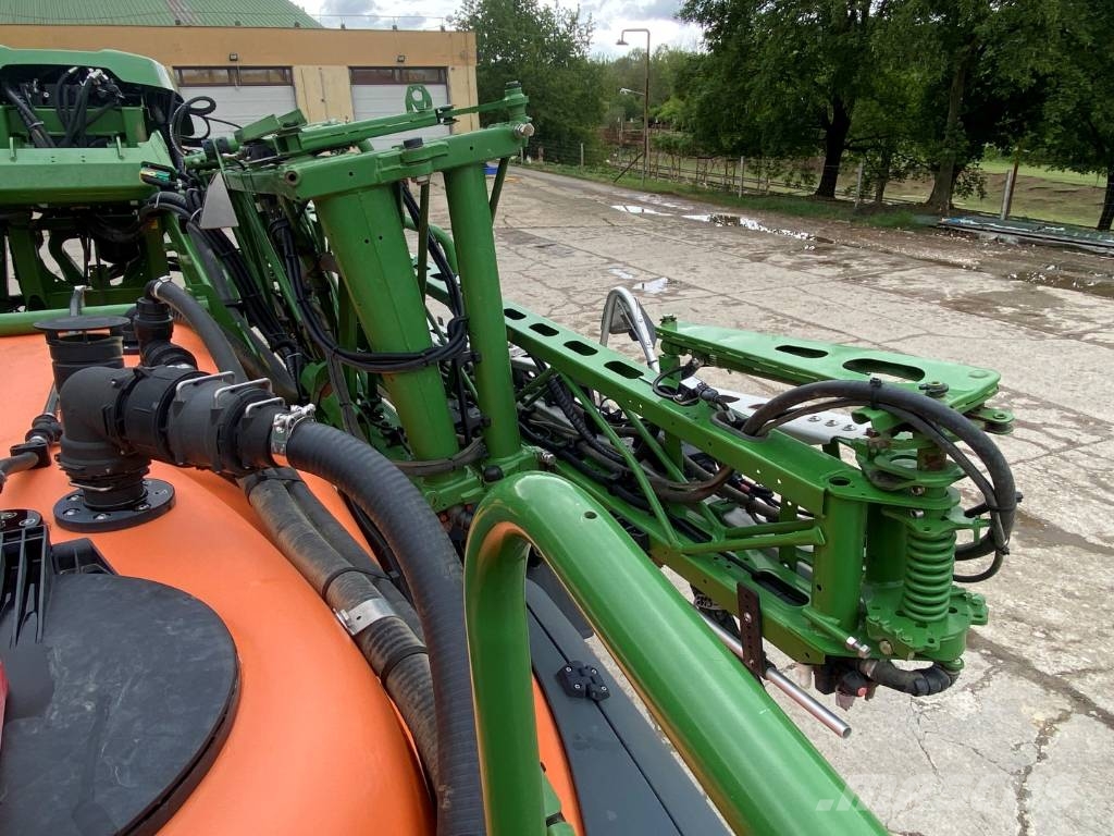 Amazone UX 4201 Super Hinattavat ruiskut
