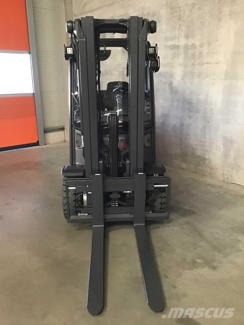 Linde E30/600HL Sähkötrukit