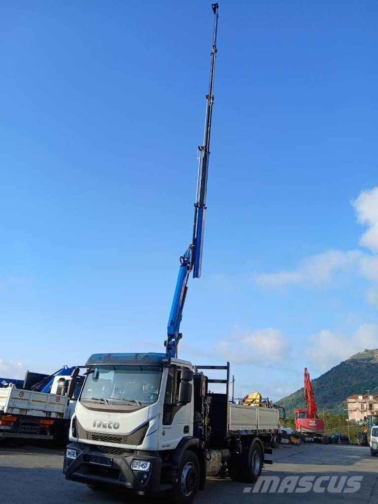 Iveco Eurocargo 180-320L Camiones grúa