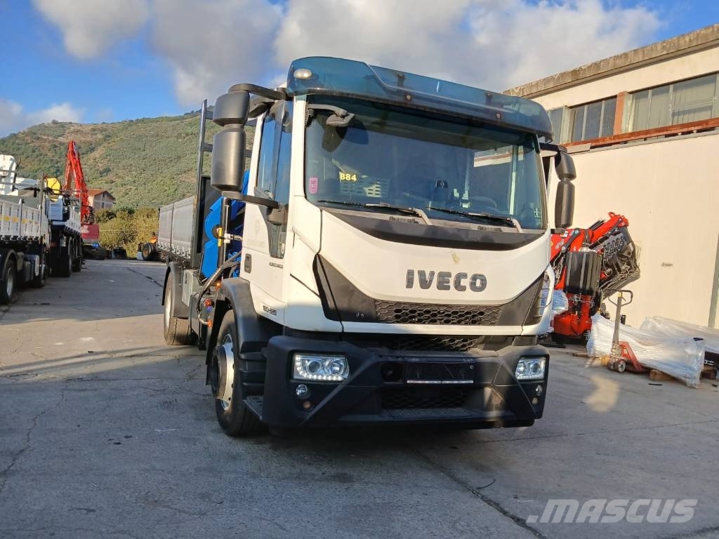 Iveco Eurocargo 180-320L Camiones grúa