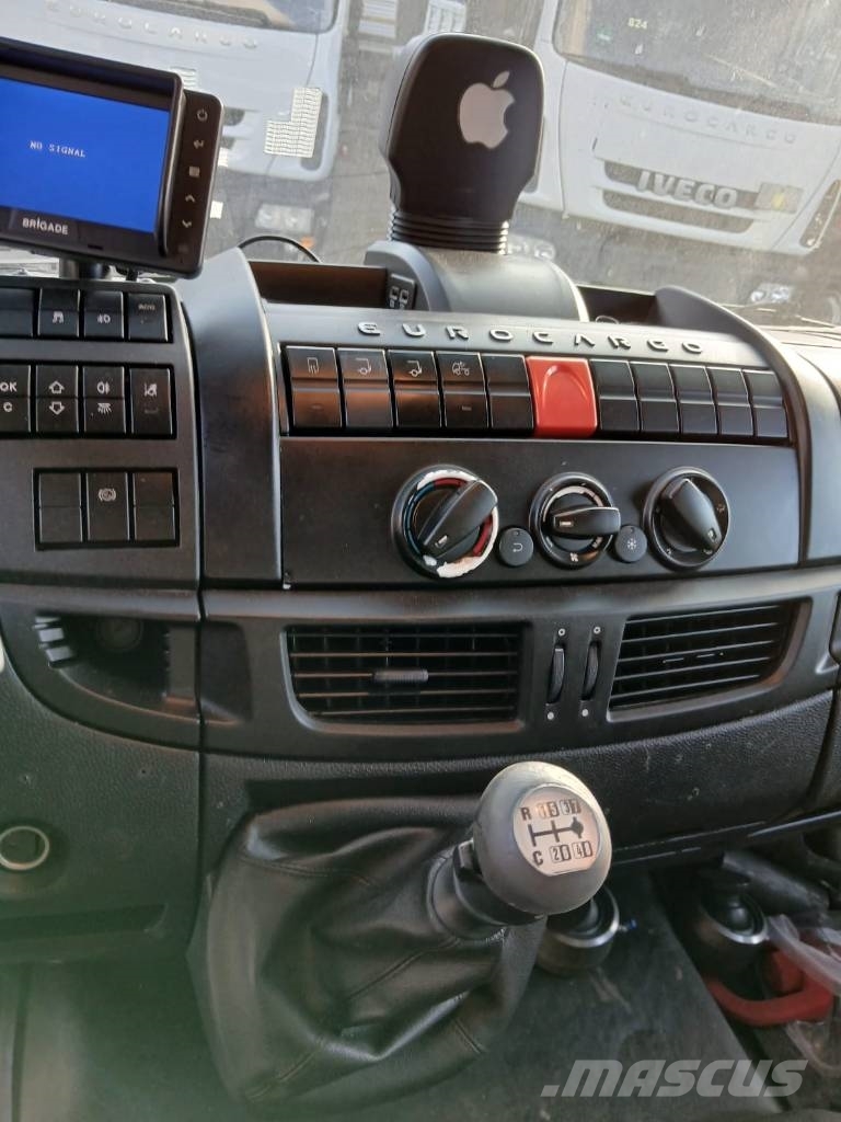Iveco Eurocargo 180-320L Camiones grúa