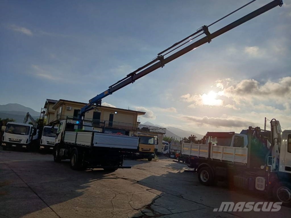 Iveco Eurocargo 180-320L Camiones grúa