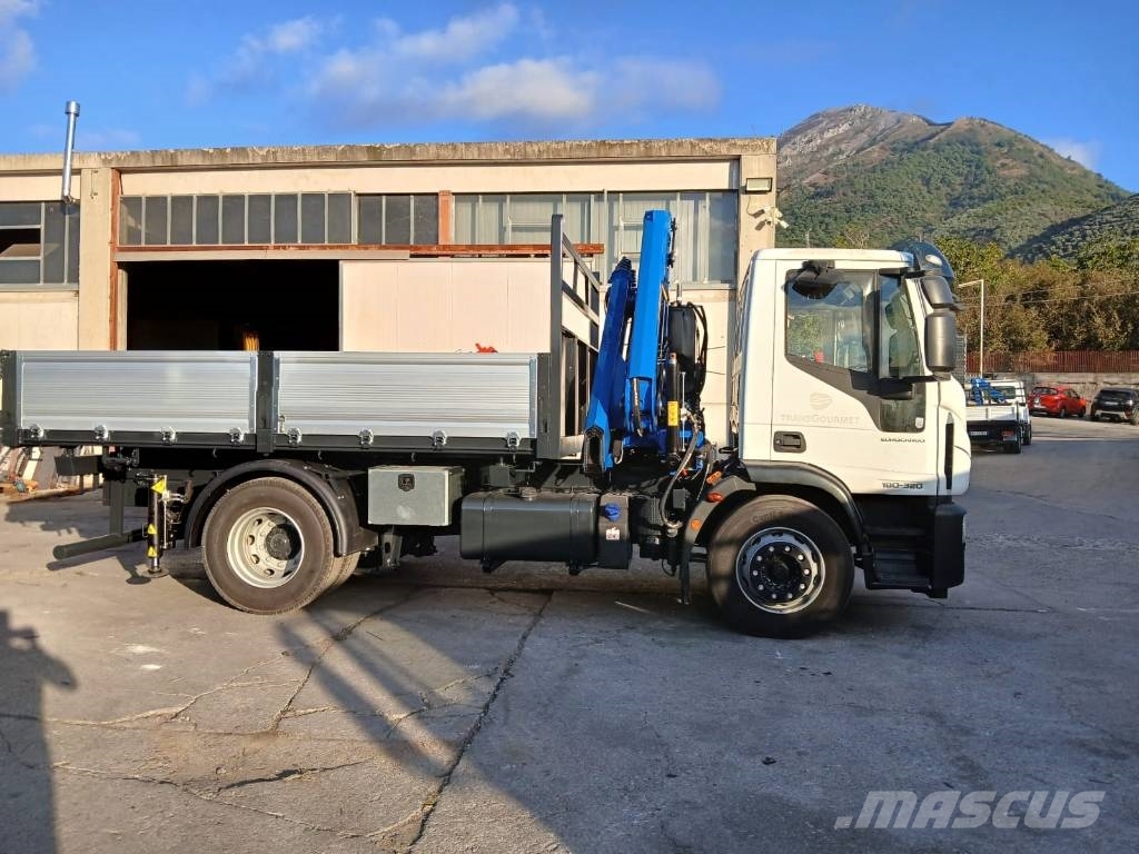 Iveco Eurocargo 180-320L Camiones grúa