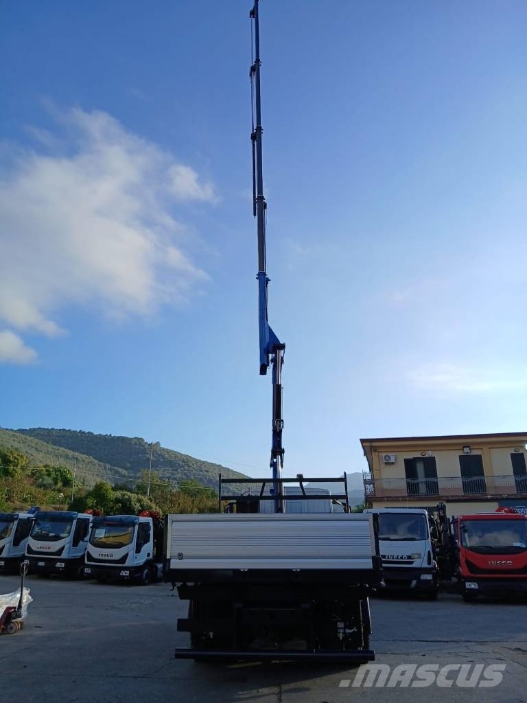 Iveco Eurocargo 180-320L Camiones grúa
