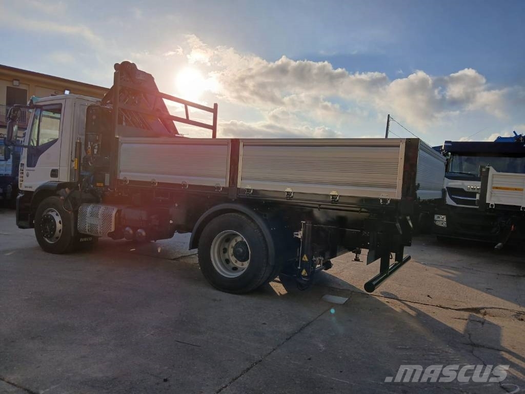 Iveco Eurocargo 180-320L Camiones grúa