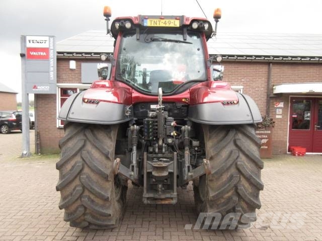 Valtra T174 VERSU Traktoriai