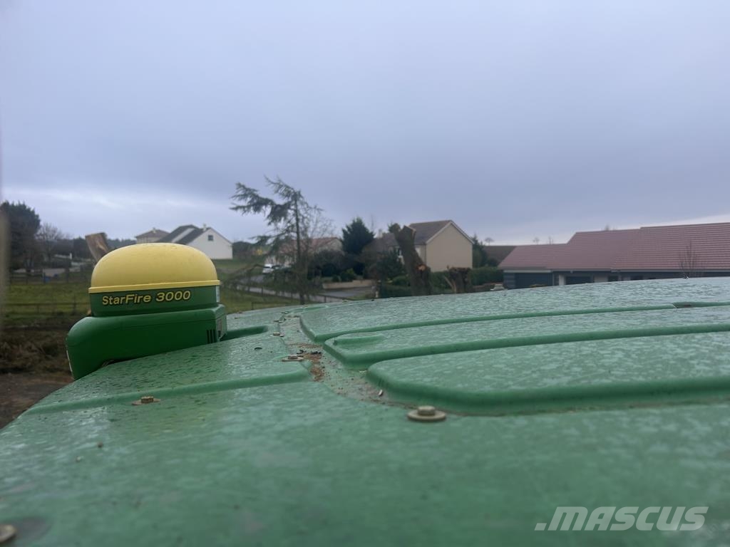 John Deere 7230R 9.0L トラクター