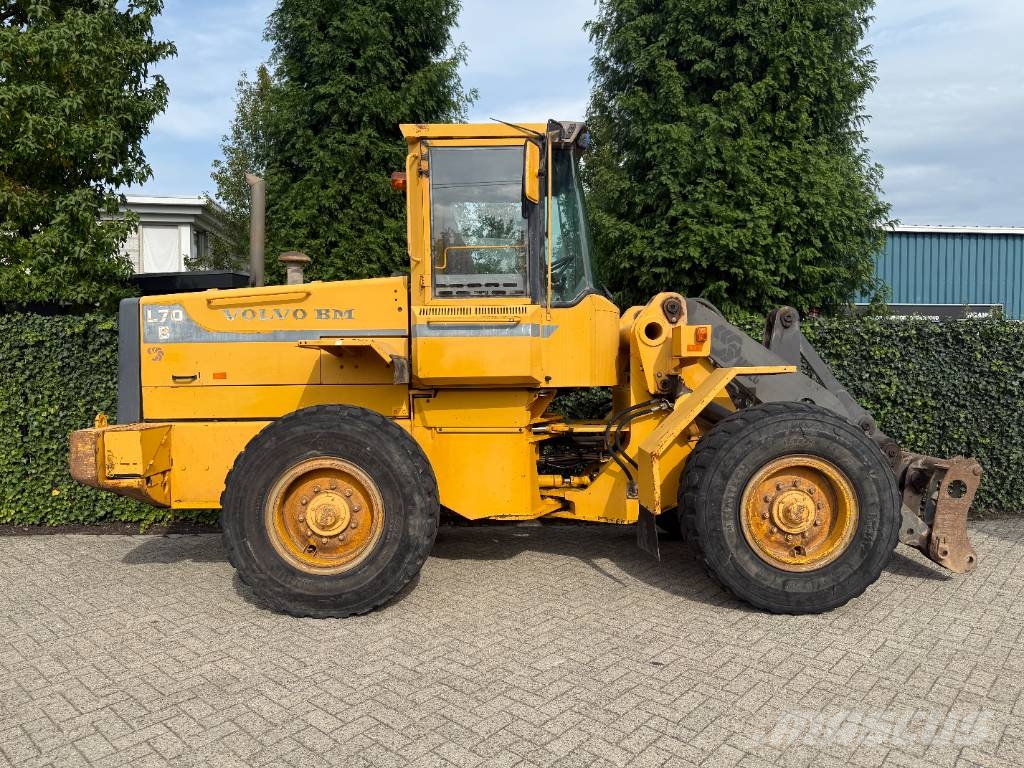 Volvo L70B 휠로우더