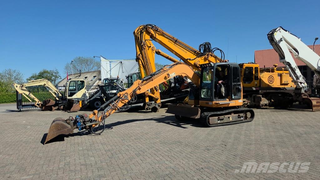 CASE CX75C SR met draai/kantelstuk Minibagger < 7t