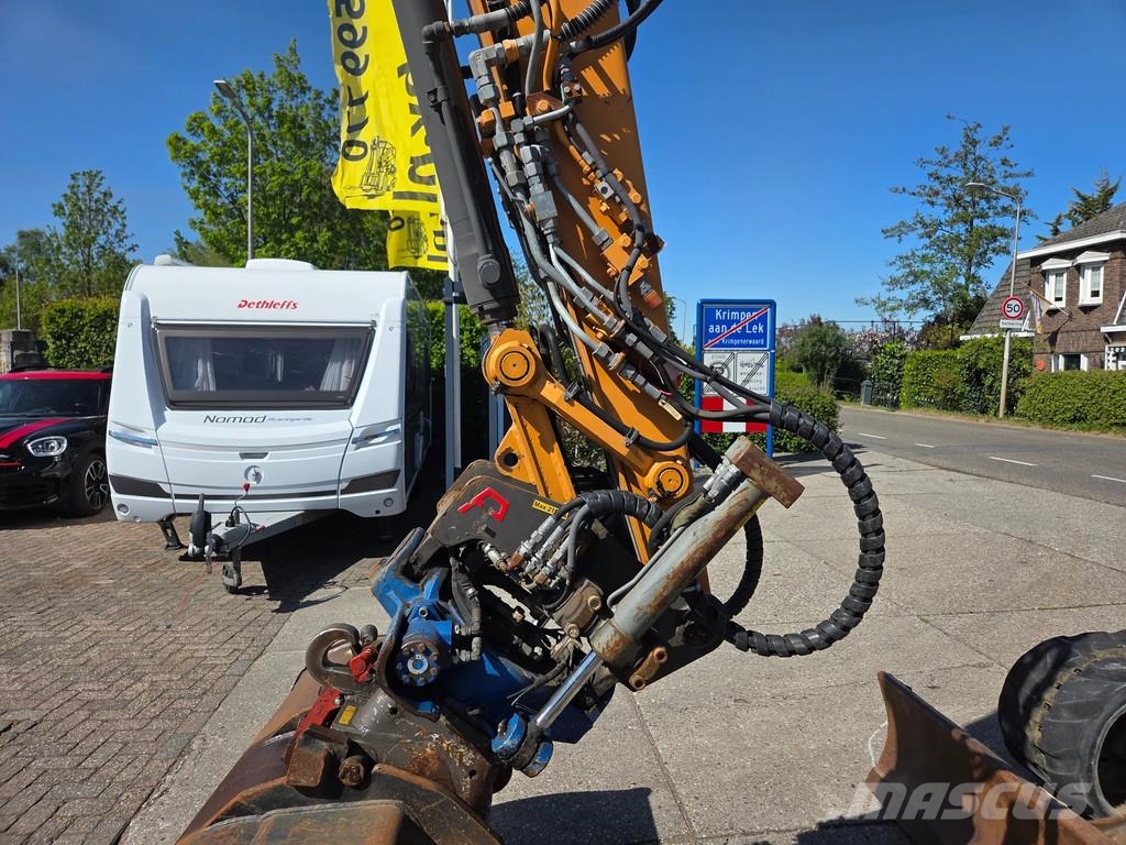 CASE CX75C SR met draai/kantelstuk Minibagger < 7t