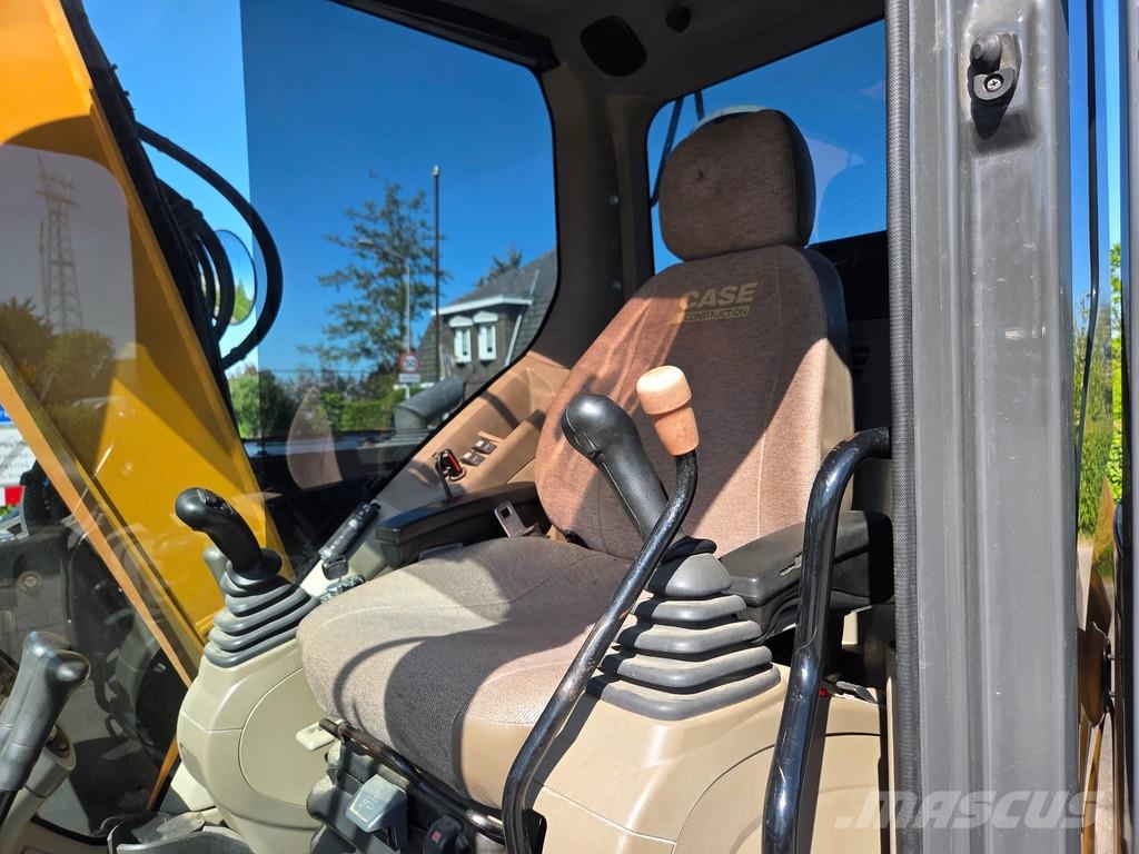 CASE CX75C SR met draai/kantelstuk Minibagger < 7t