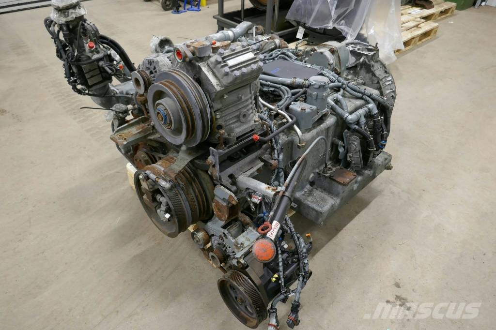 Motor E 2876 LUH03 MAN A 26 Motoren