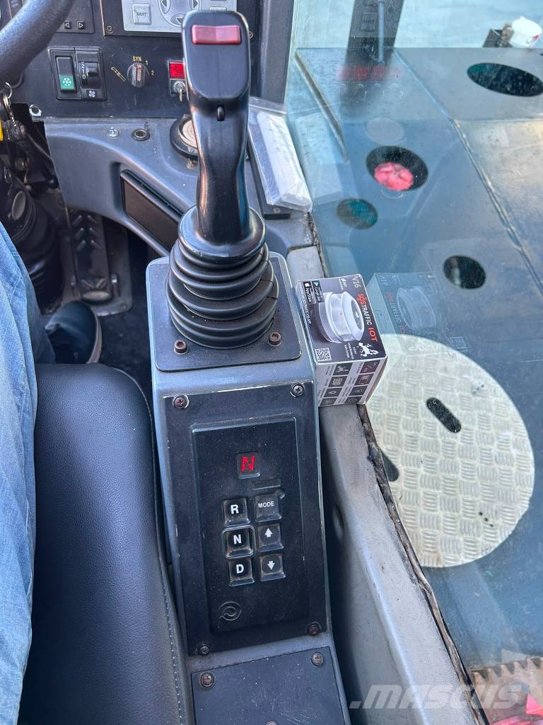 Demag AC 40-1 City Grúas todo terreno
