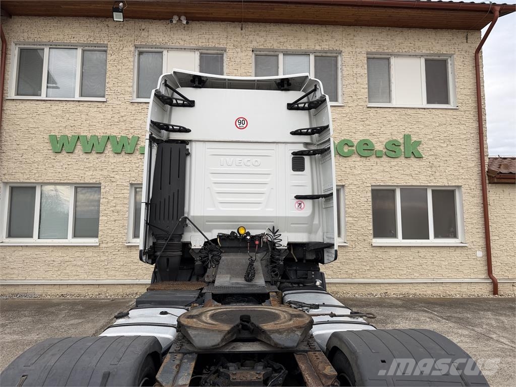 Iveco Stralis VIN 161 中古トラクターヘッド | トレーラーヘッド