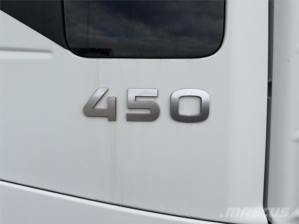 Iveco Stralis VIN 161 中古トラクターヘッド | トレーラーヘッド