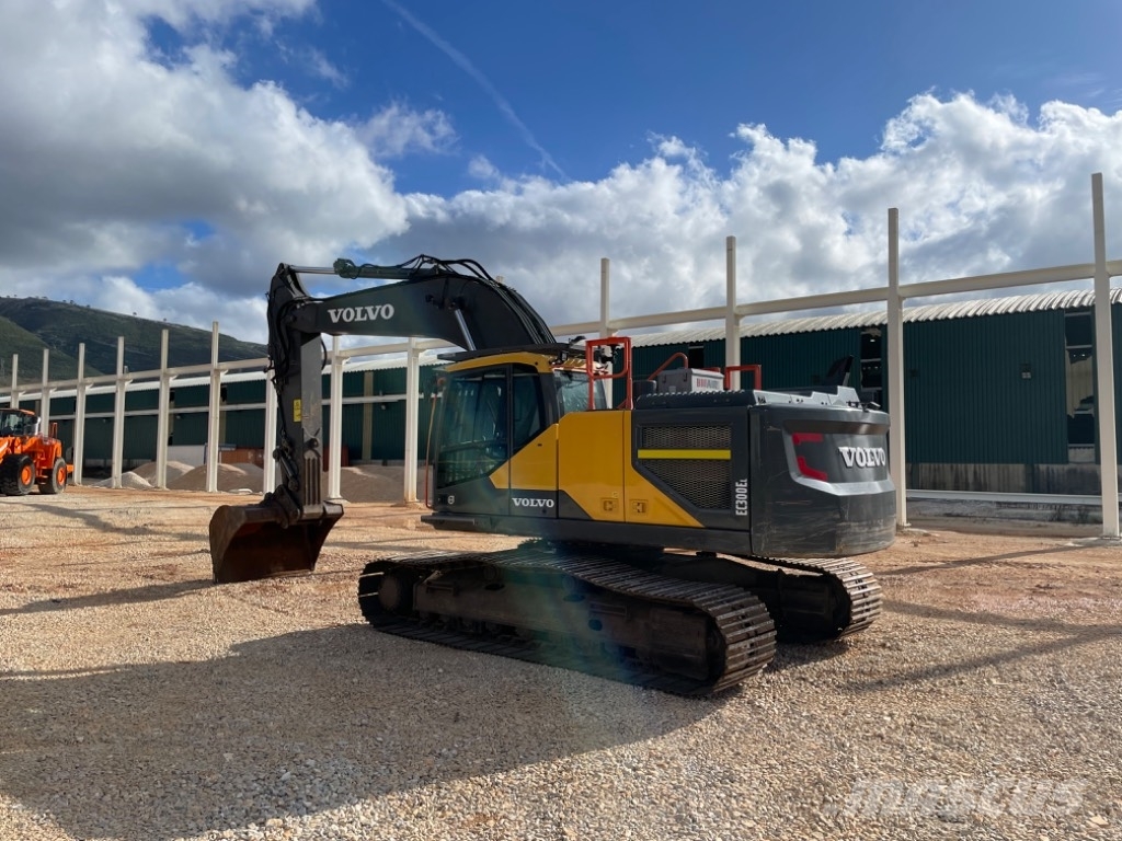Volvo EC 300 EL Pásové rýpadlá