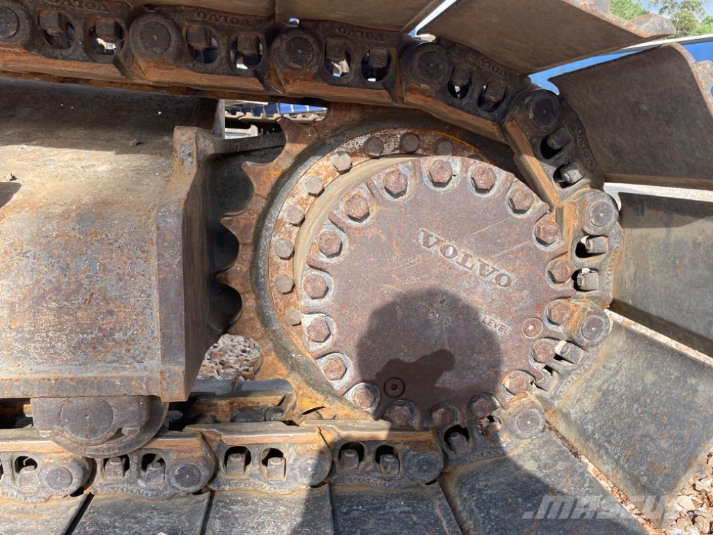 Volvo EC 300 EL Pásové rýpadlá