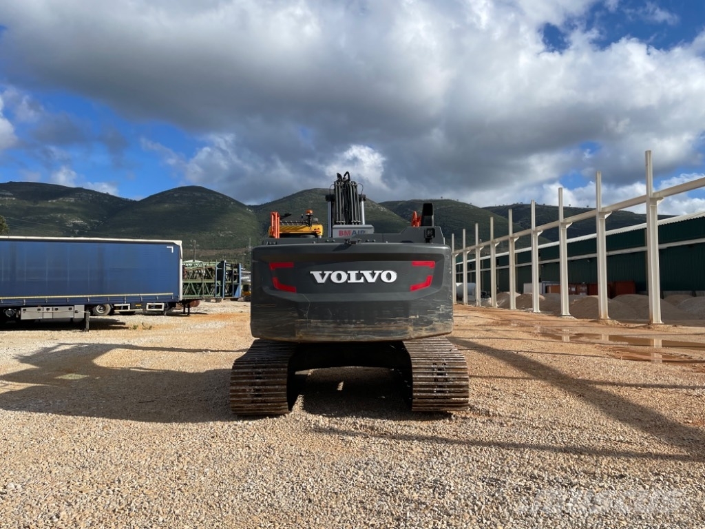 Volvo EC 300 EL Pásové rýpadlá