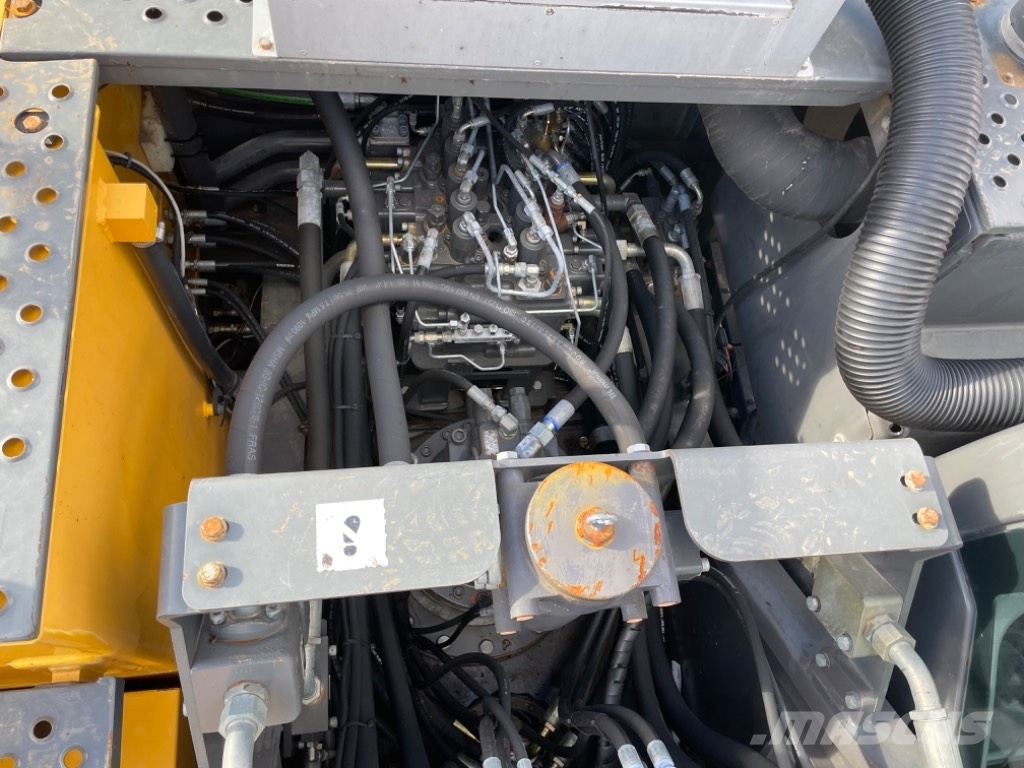 Volvo EC 300 EL Pásové rýpadlá