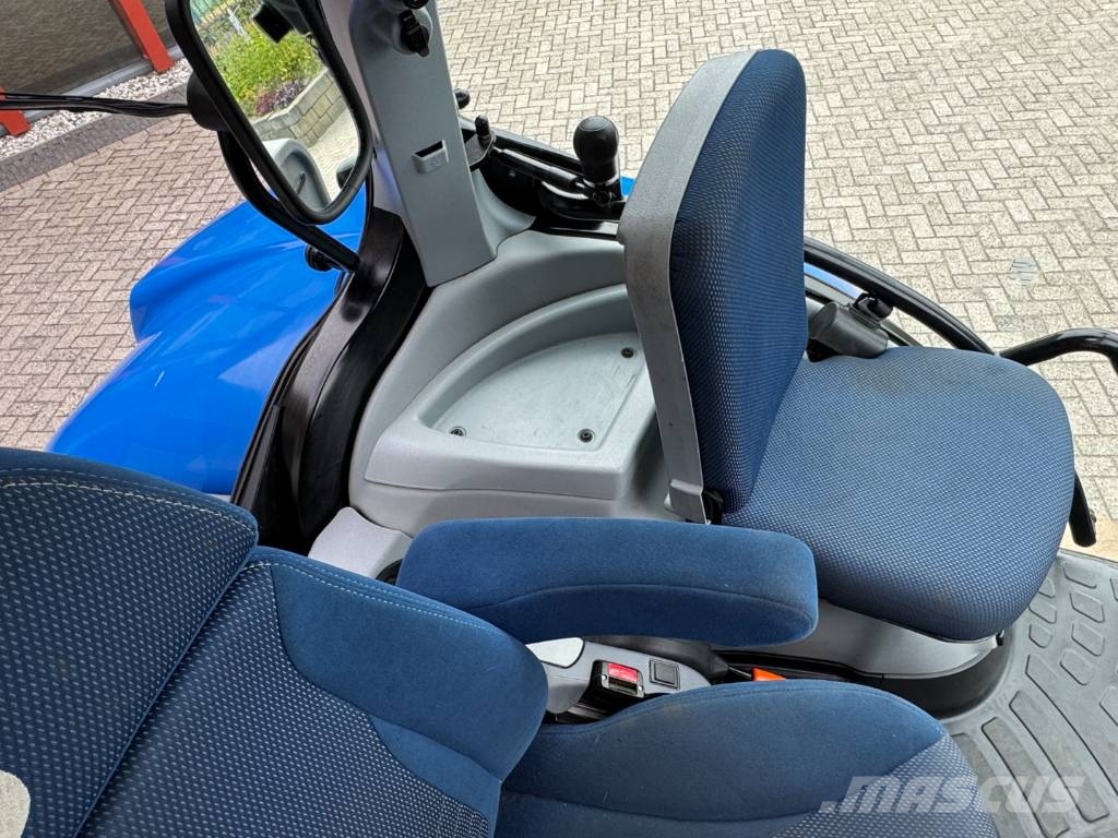 New Holland T6.155AC, frontlinkage, 2091 hours, 2021!! Tractoren