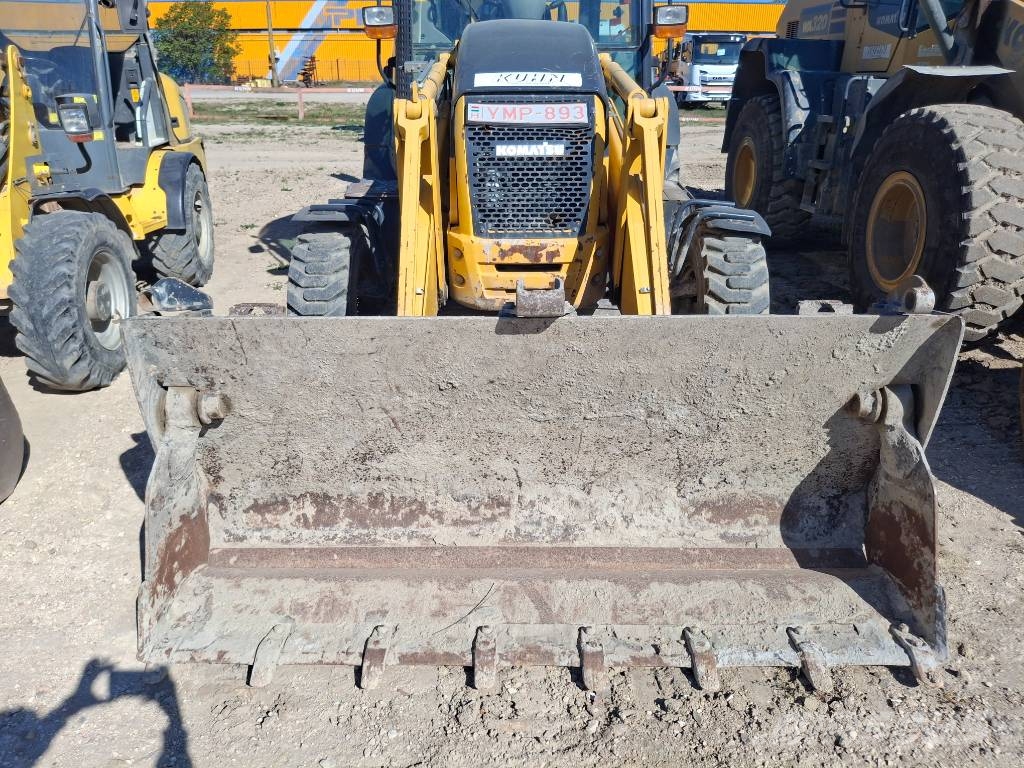 Komatsu WB 93 R-8 لوادر ذات جرافات عكسية