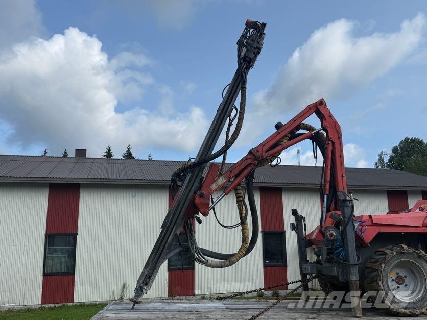 Sandvik Commando DC121R Perforadora de superficie