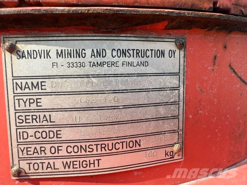 Sandvik Commando DC121R Perforadora de superficie