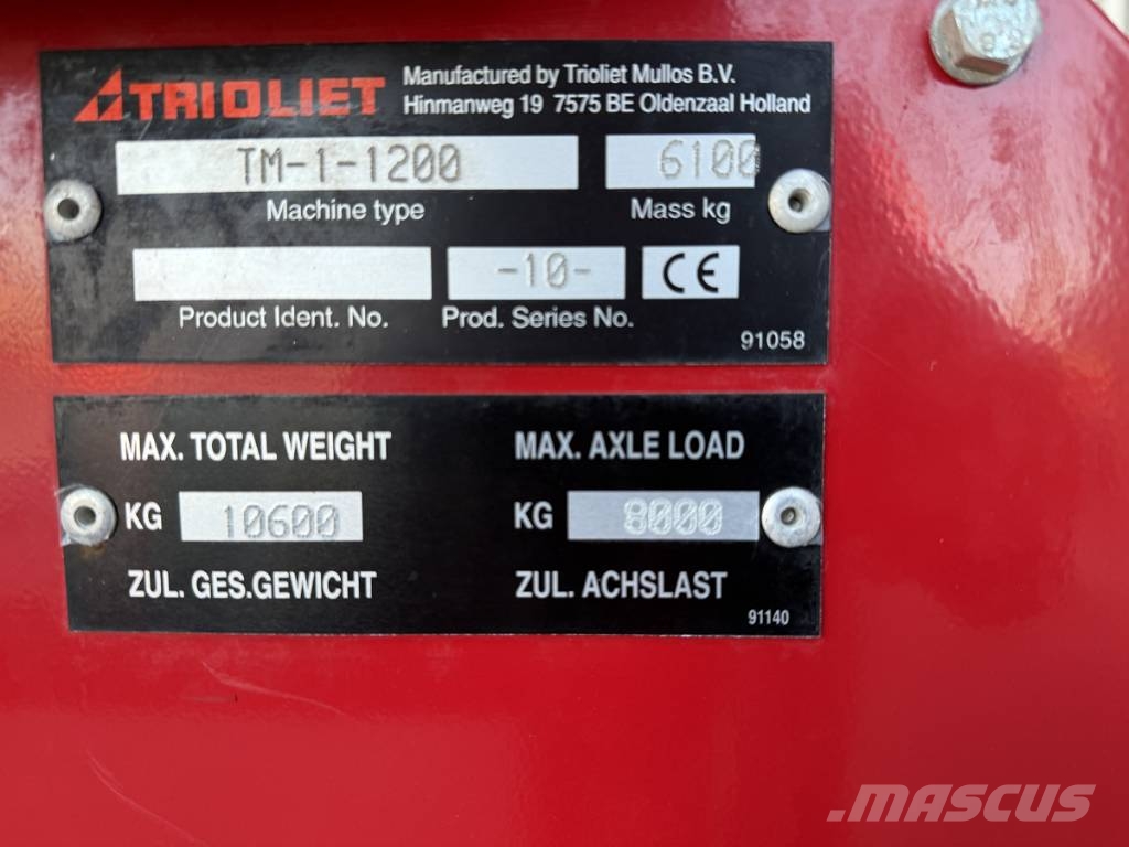 Trioliet TRIOMIX 1-1200 混合餵料機