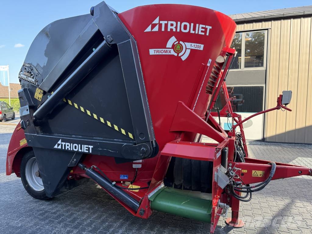 Trioliet TRIOMIX 1-1200 混合餵料機