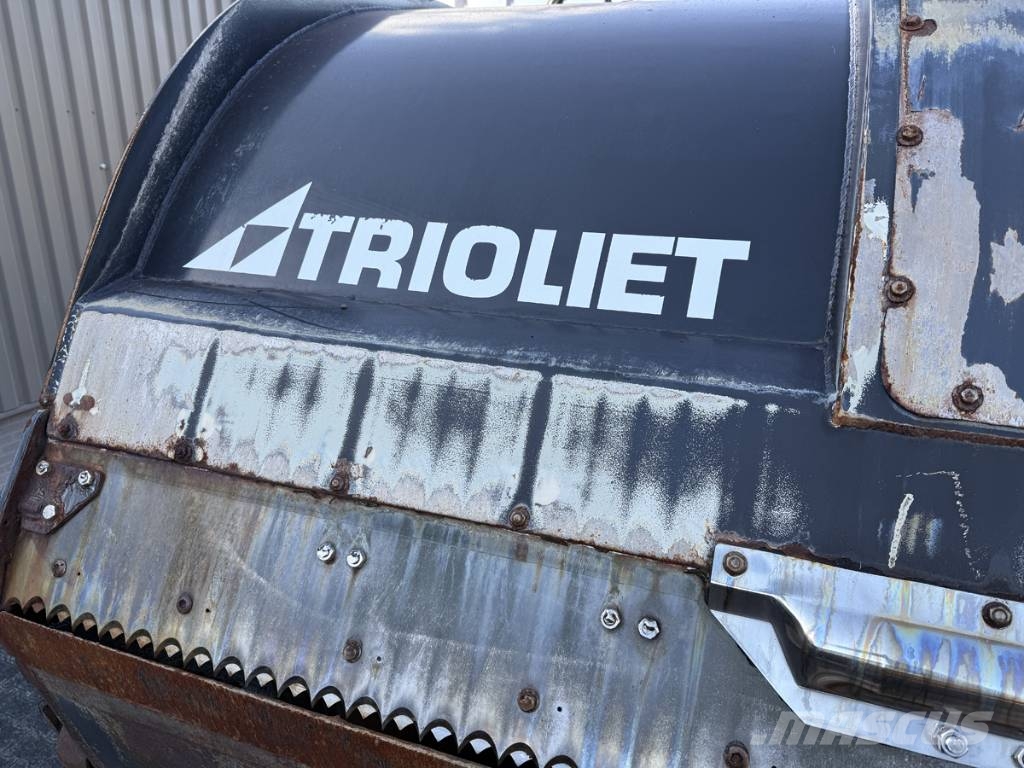 Trioliet TRIOMIX 1-1200 混合餵料機