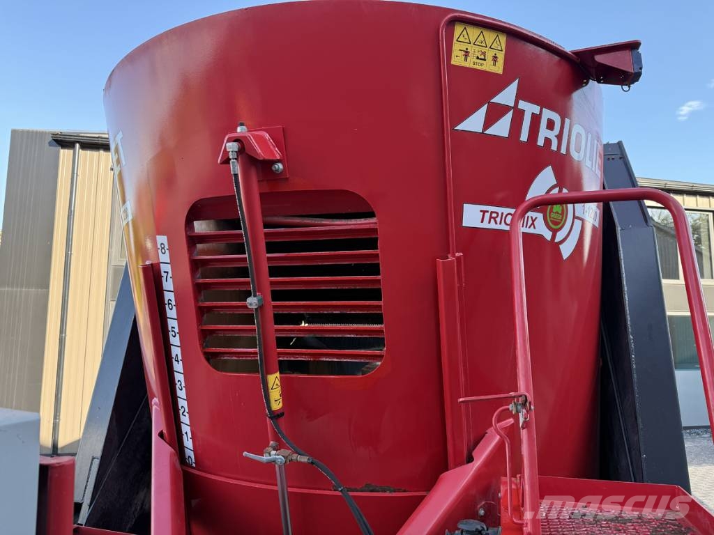 Trioliet TRIOMIX 1-1200 混合餵料機