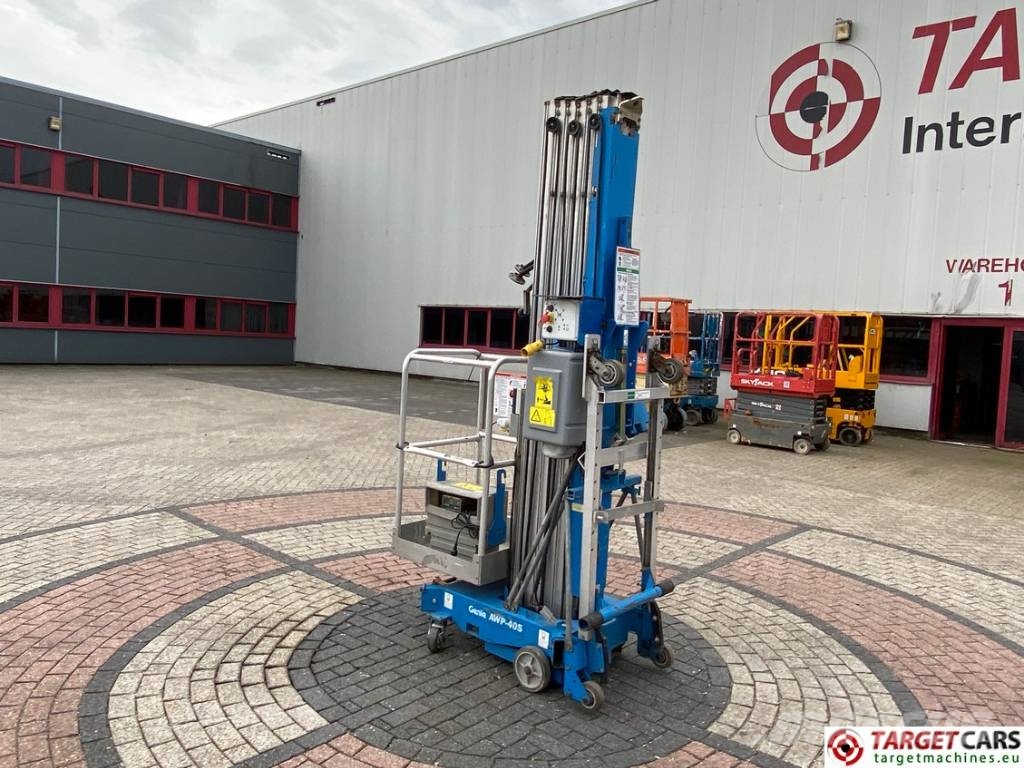 Genie AWP-40S Vertical Mast Work Lift 1429cm Vertikaalsed mast tõstukid