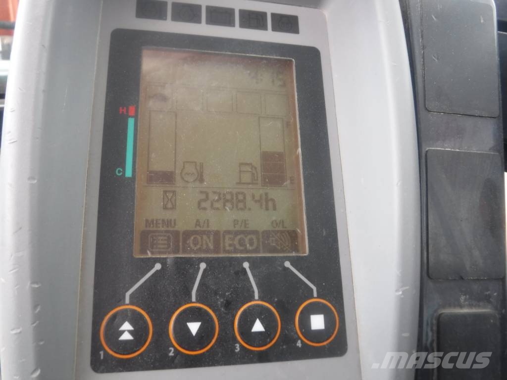 Hitachi ZX 33 U-6, 2023, Luton, Bedfordshire, United Kingdom
