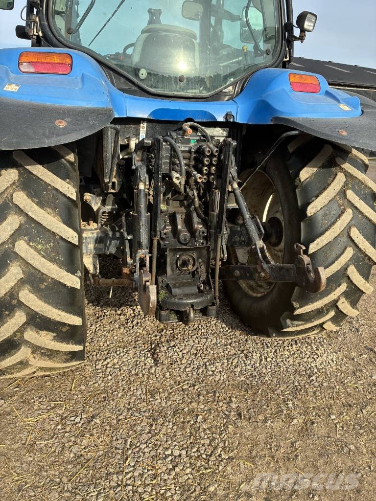 New Holland TS 135A Traktorid