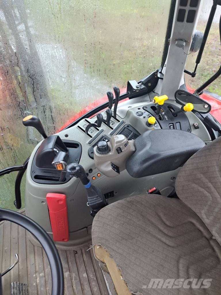 Case IH Maxxum 115 X Traktori
