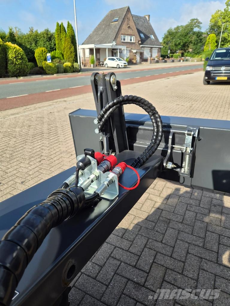 Heracles Hofman H130 mini loader Degelijke kwaliteit shovel Mini iekrāvēji