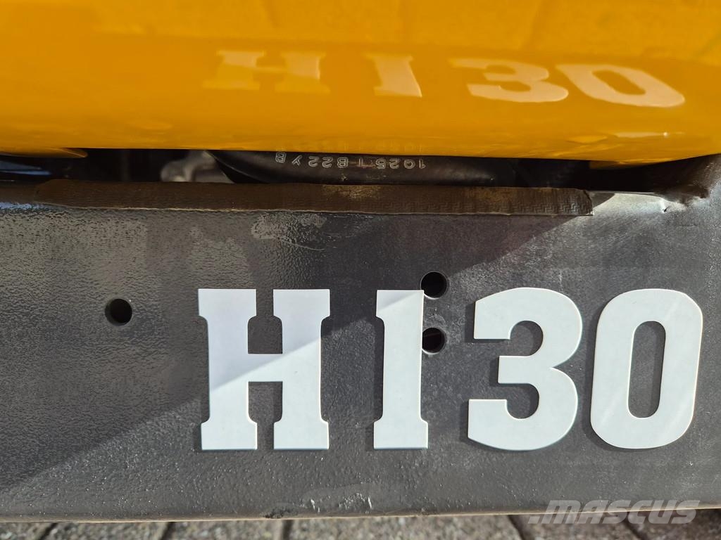 Heracles Hofman H130 mini loader Degelijke kwaliteit shovel Mini iekrāvēji
