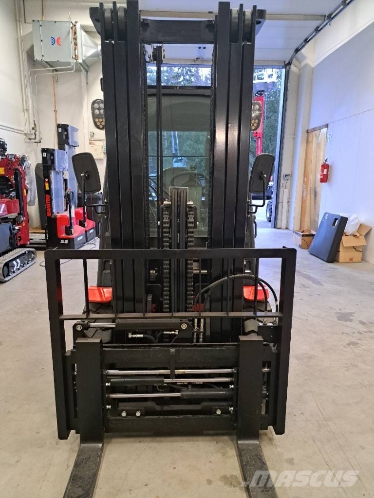 Manitou MI 35 D Dīzeļa autoiekrāvēji