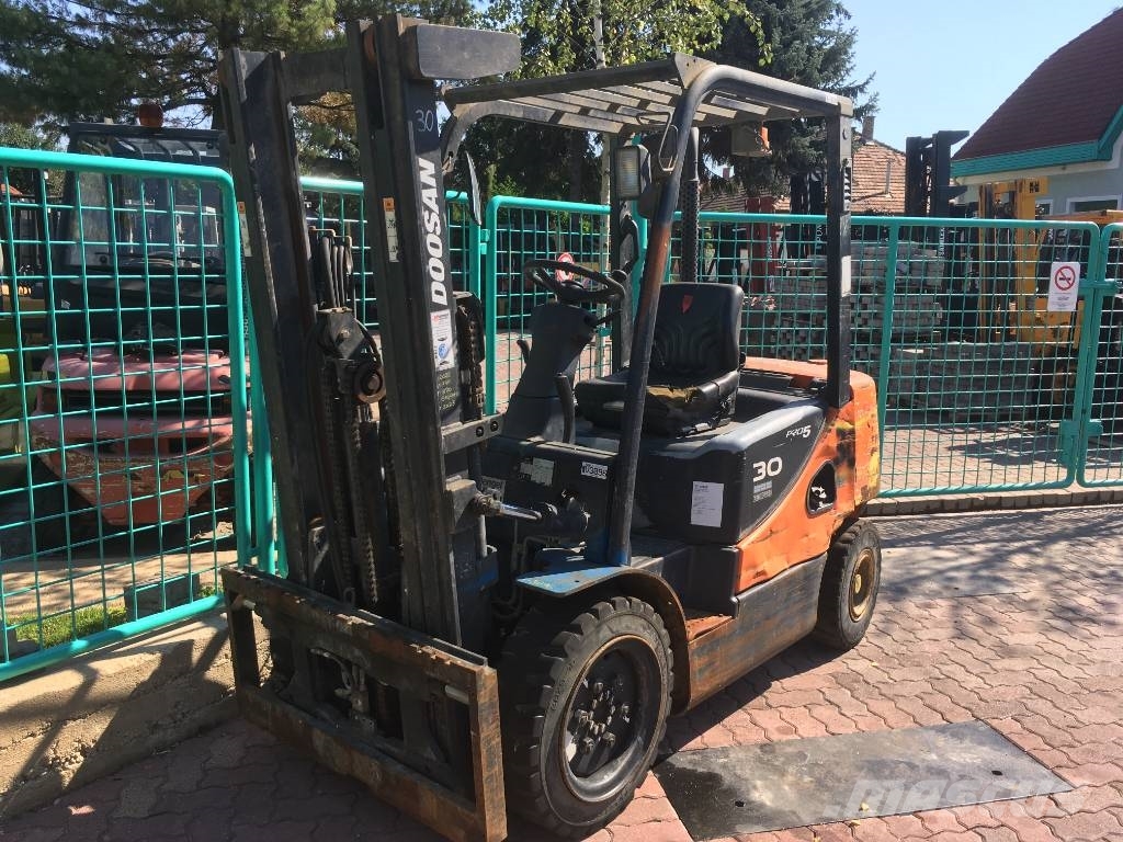 Doosan D30S-5 V-3096 OI Dieselové vozíky