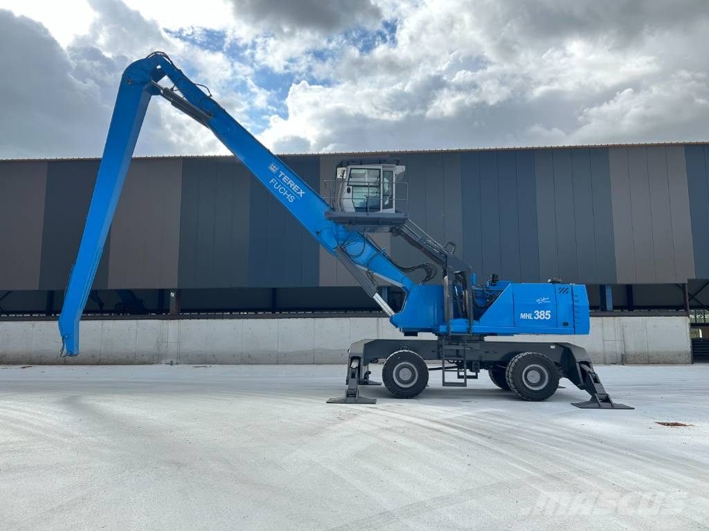Fuchs MHL 385 مناولات المخلفات / مناولات صناعية
