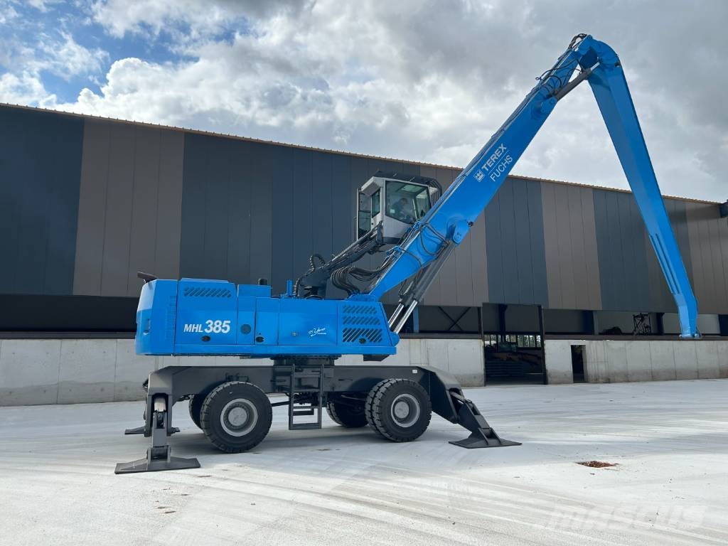 Fuchs MHL 385 مناولات المخلفات / مناولات صناعية