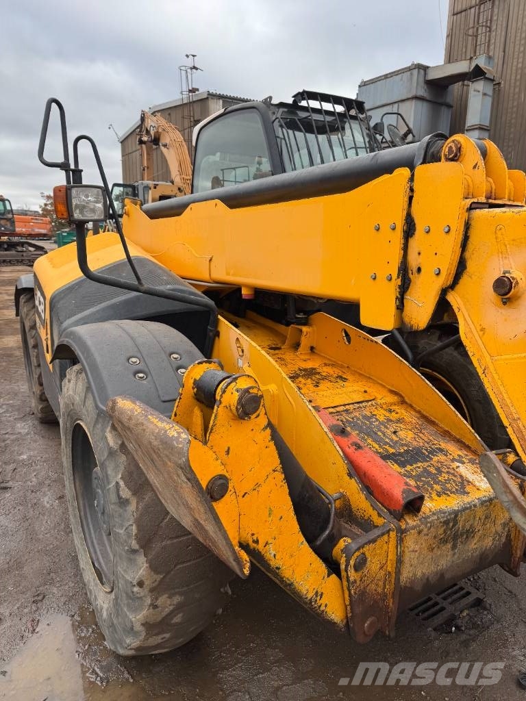 JCB 535-125 Hiviz Телескопични товарачи