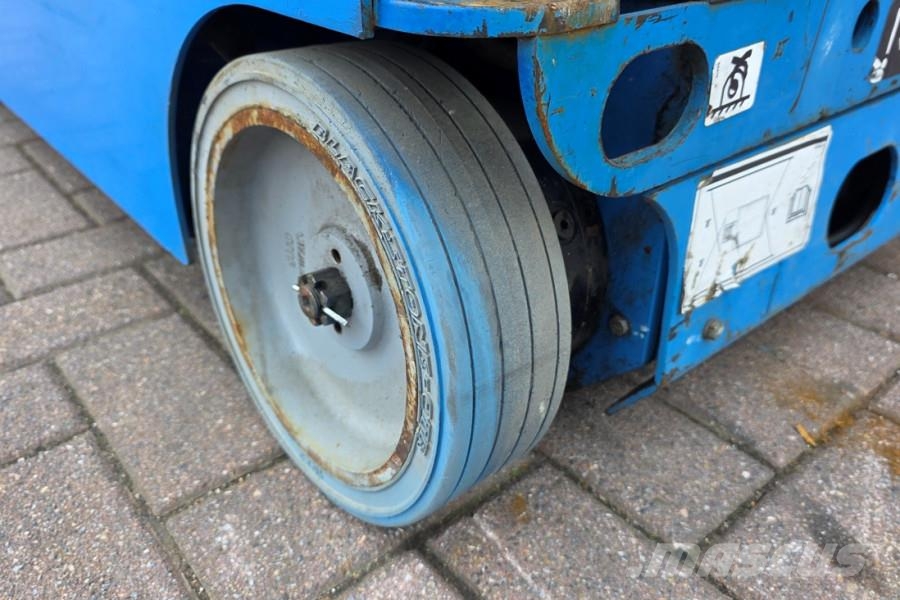 Genie GR15 Electric, 6.5m Working Height, 227kg Capacity Alkūniniai keltuvai