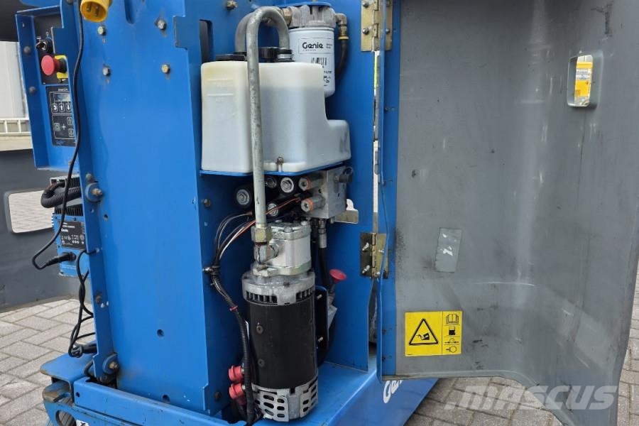 Genie GR15 Electric, 6.5m Working Height, 227kg Capacity Alkūniniai keltuvai