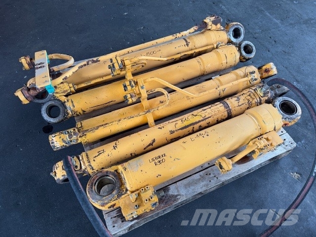Liebherr R 900 B USED HYDRAULIC PARTS COMPLET Hydraulik