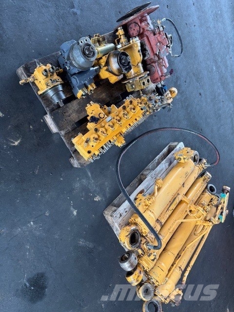 Liebherr R 900 B USED HYDRAULIC PARTS COMPLET Hydraulik