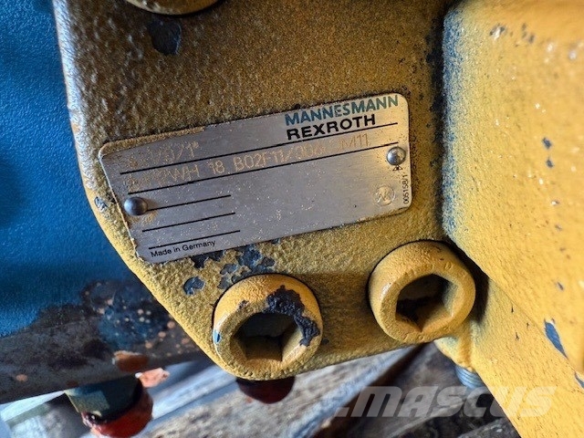 Liebherr R 900 B USED HYDRAULIC PARTS COMPLET Hydraulik